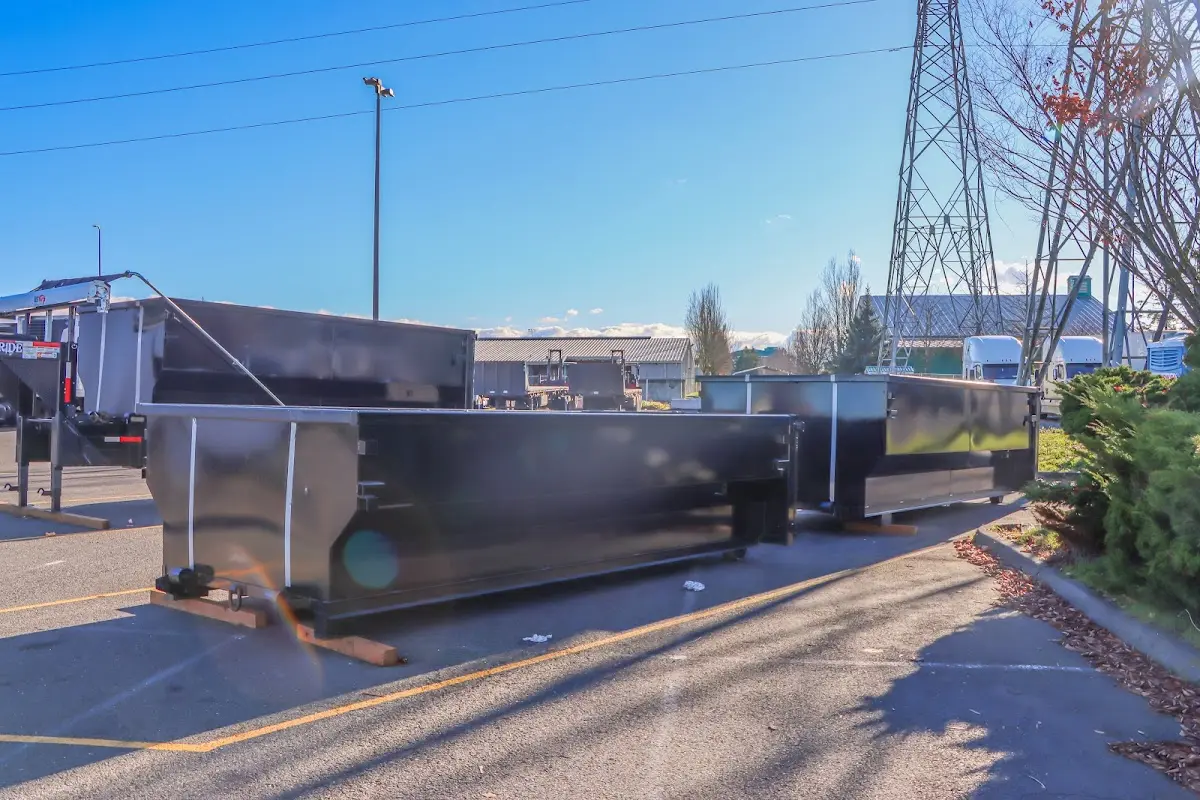 Professional dumpster rental and junk removal service in Elkhart